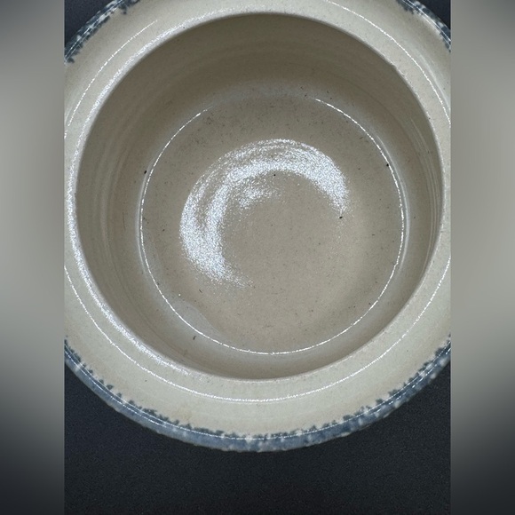 Home and Garden Party Ltd Floral Crock with Lid 2000 Made In USA Stoneware - Picture 3 of 8